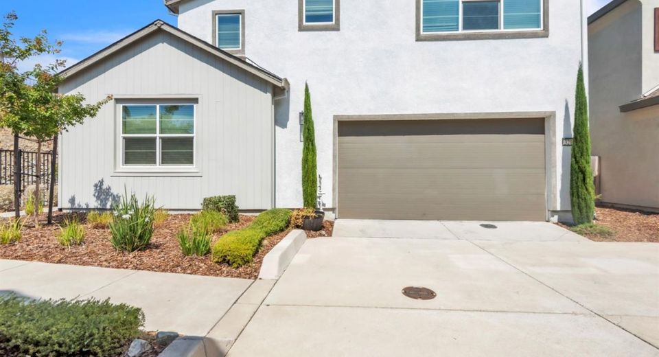 3201 Sunny Gate Ln, Folsom, CA 95630 Photo