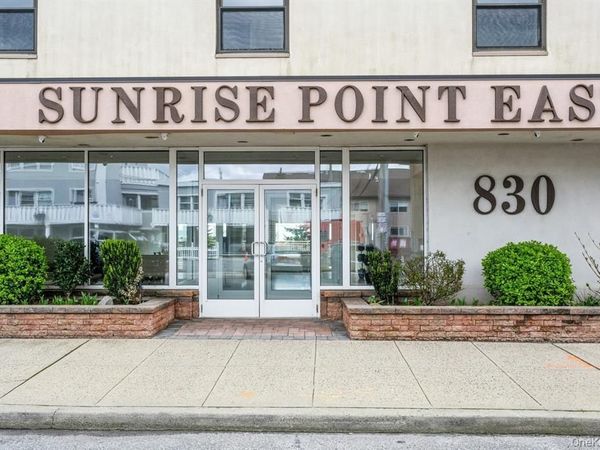 830 Shore Road , Long Beach, NY 11561