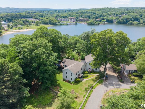 4 Hillside , Danbury, CT 06811