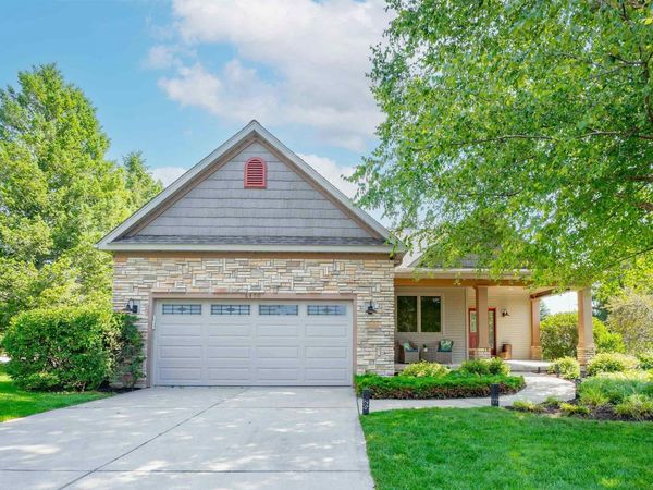 6400 Arrowhead Way, Williamsburg, MI 49690