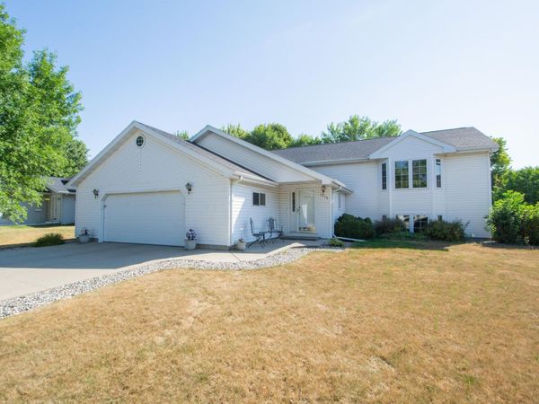 1519 Sunset Boulevard , Hawley, MN 56549
