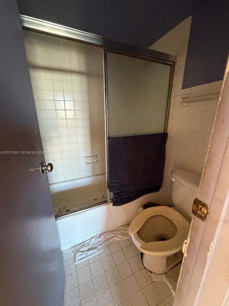 20500 W Country Club Dr, Unit 818, Aventura, FL 33180 Photo