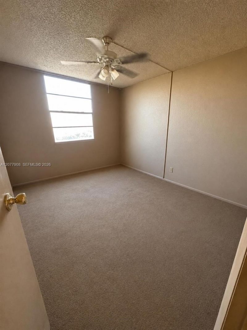 20500 W Country Club Dr, Unit 818, Aventura, FL 33180 Photo