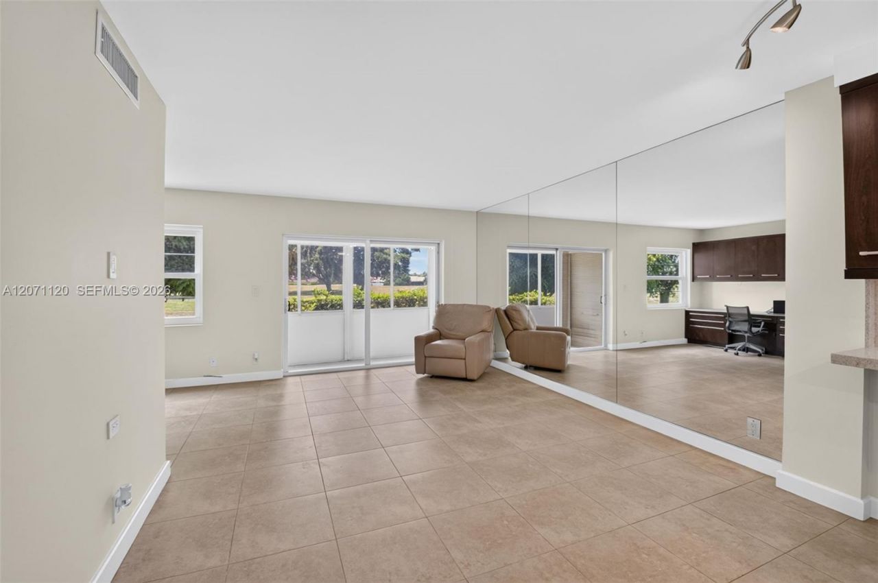 5501 NW 2nd Ave , Unit 106, Boca Raton, FL 33487 Photo