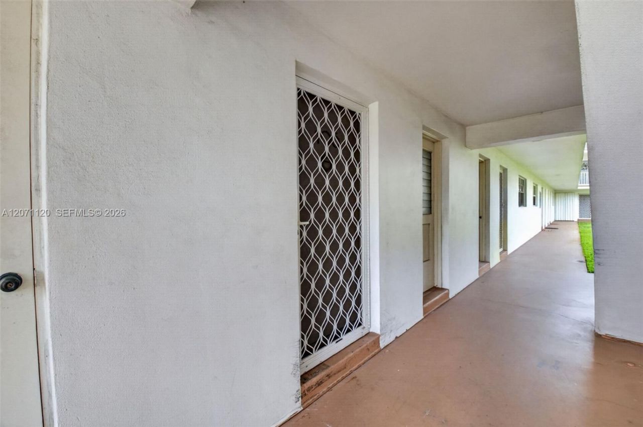 5501 NW 2nd Ave , Unit 106, Boca Raton, FL 33487 Photo