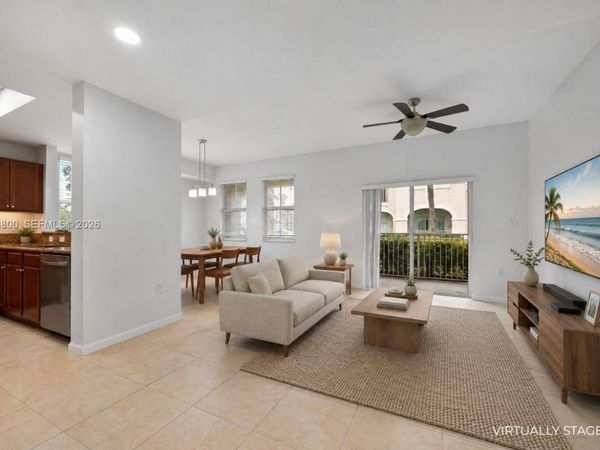 11503 NW 89th St , Unit 101, Doral, FL 33178