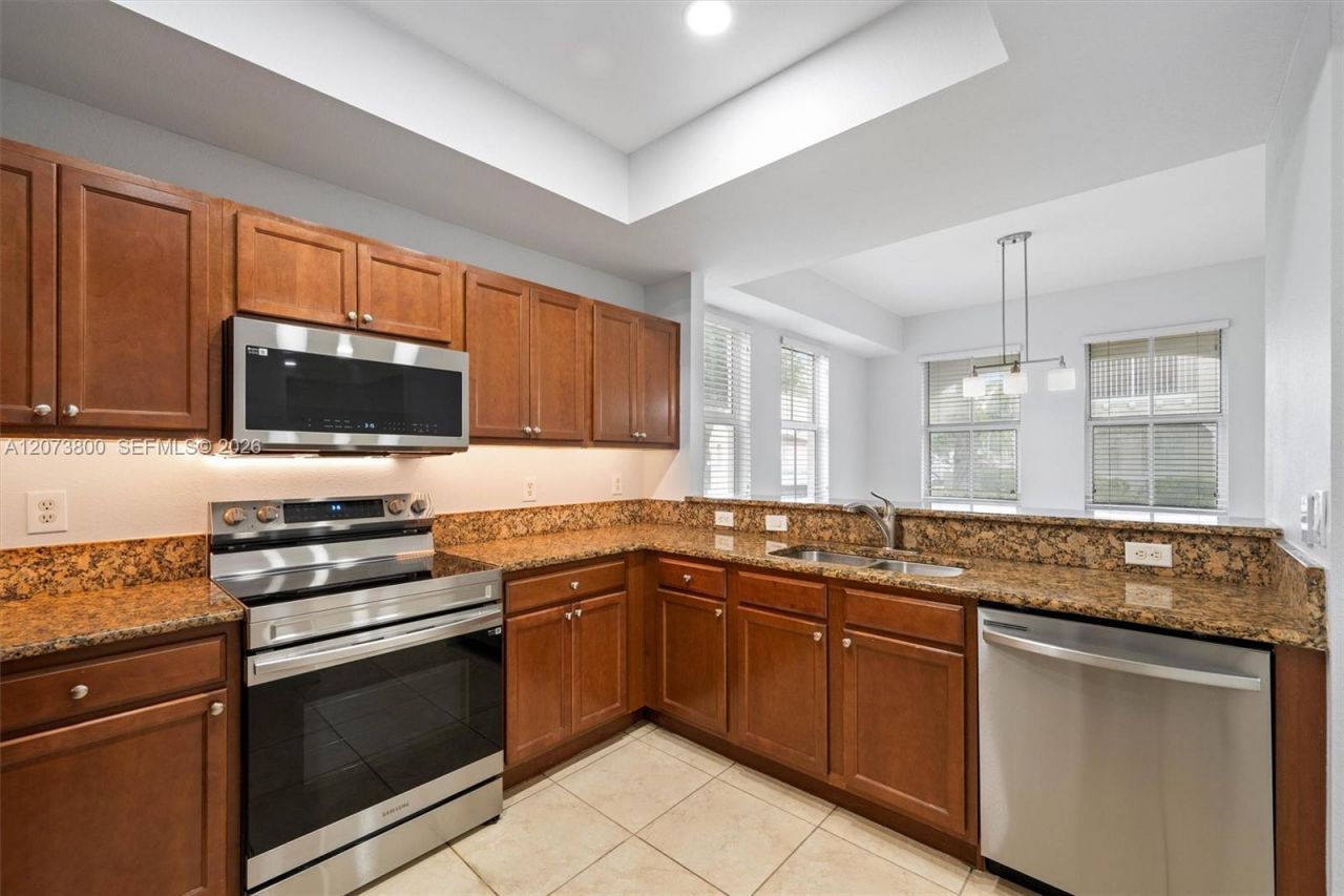 11503 NW 89th St , Unit 101, Doral, FL 33178 Photo