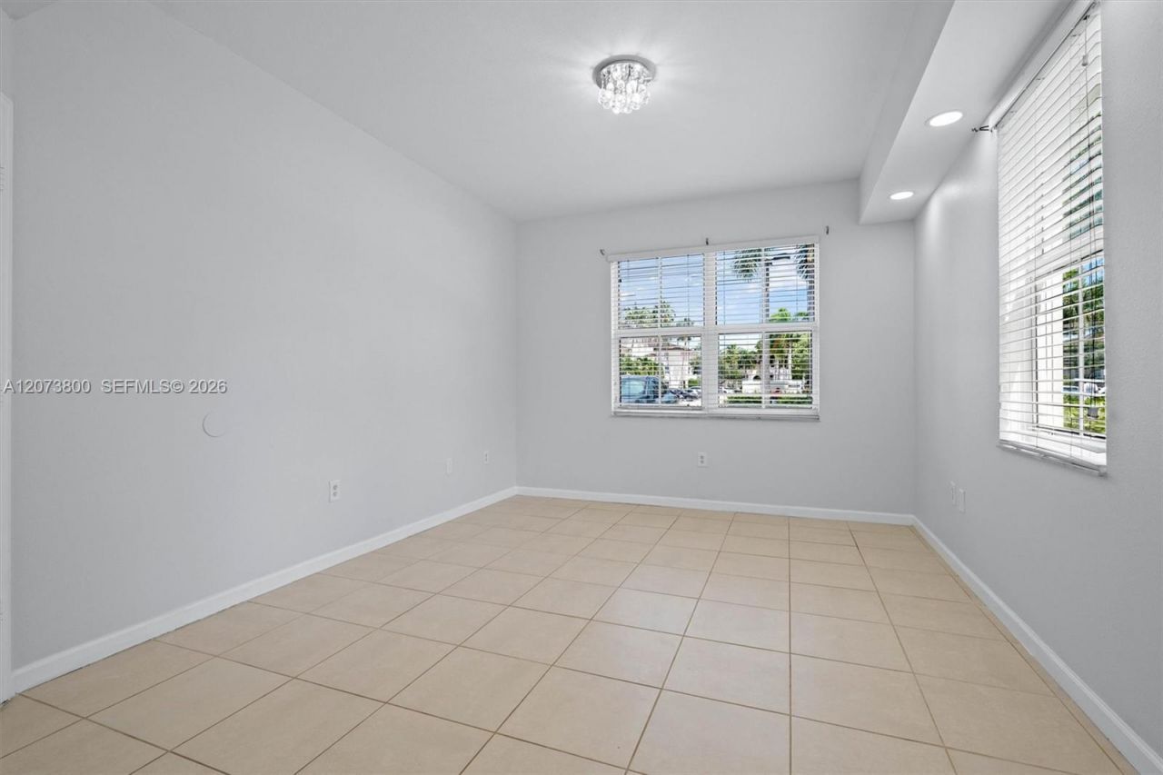11503 NW 89th St , Unit 101, Doral, FL 33178 Photo