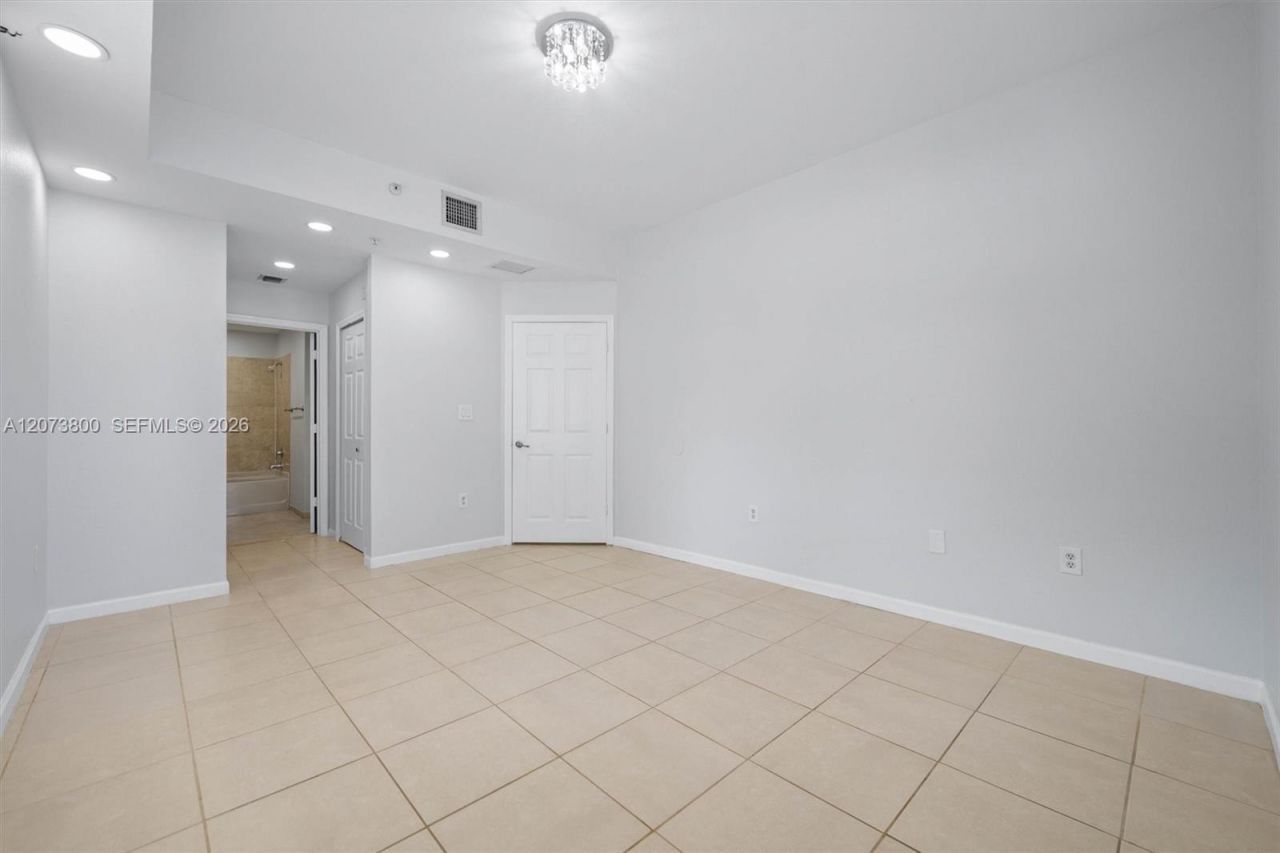 11503 NW 89th St , Unit 101, Doral, FL 33178 Photo