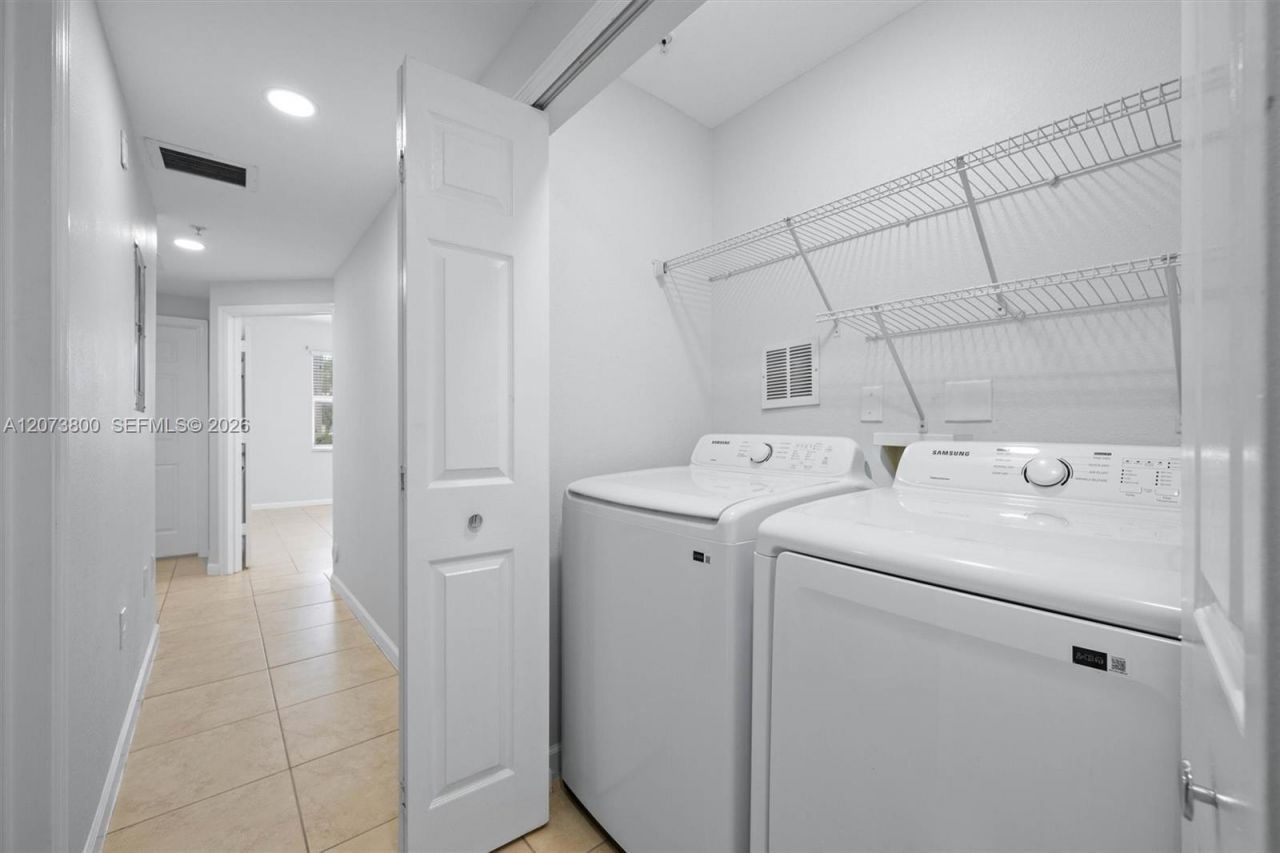11503 NW 89th St , Unit 101, Doral, FL 33178 Photo