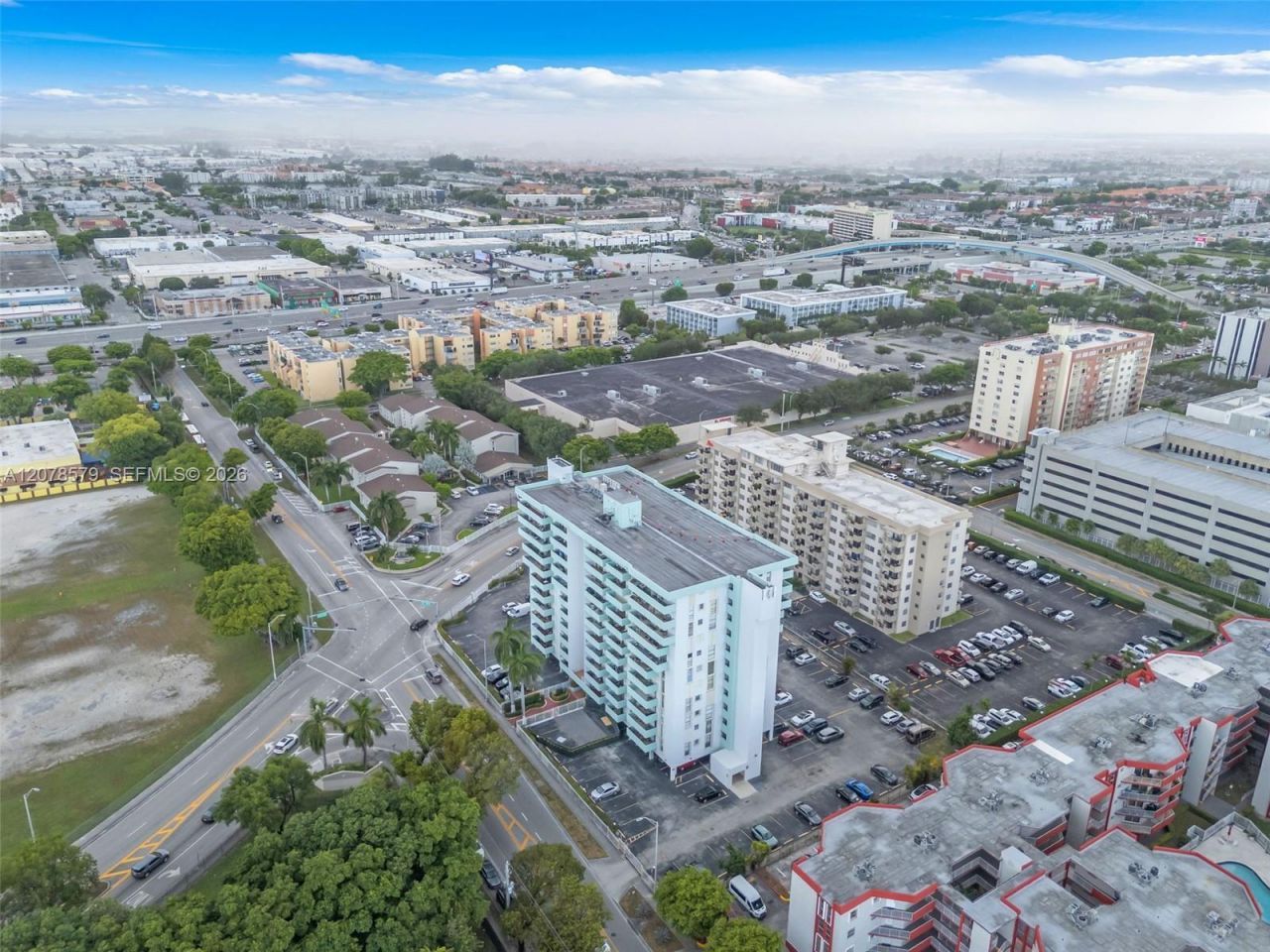 1825 W 44th Pl , Unit 401, Hialeah, FL 33012 Photo