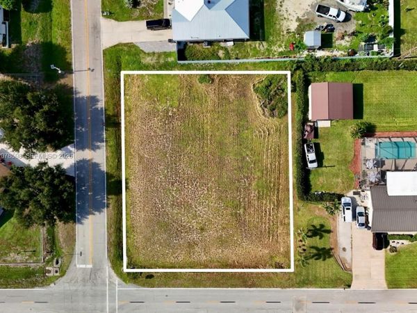 205 ARTHUR AVE , Lehigh Acres, FL 33936