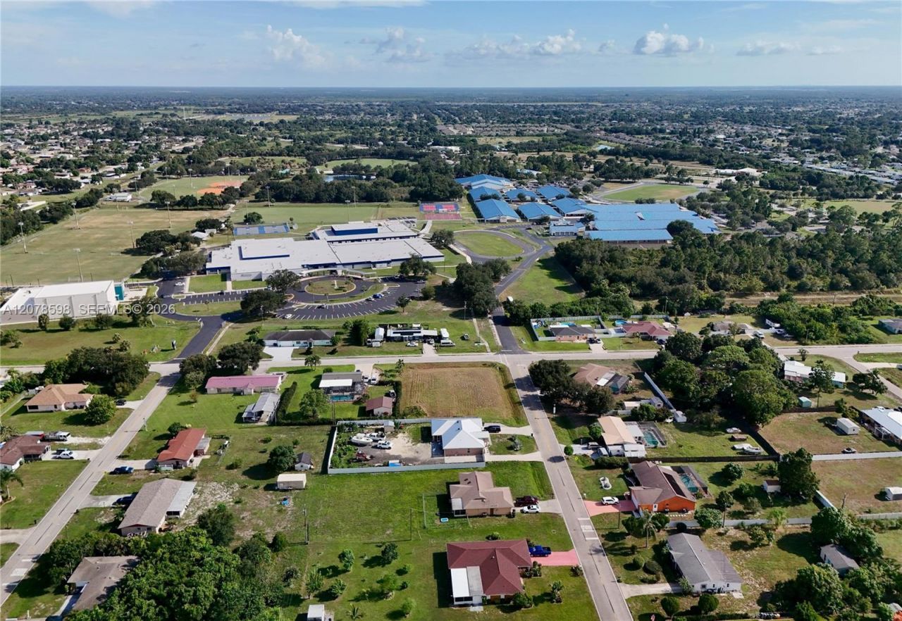 205 Arthur Ave , Lehigh Acres, FL 33936 Photo