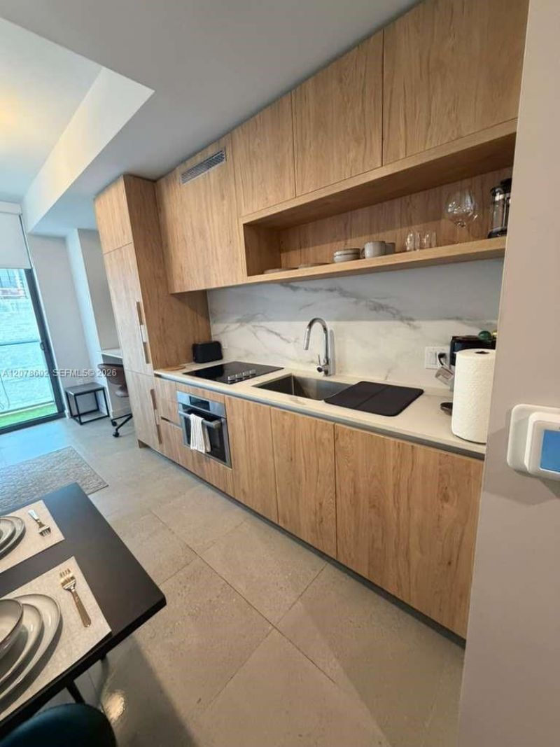 11 NE 6th St , Unit 1002, Miami, FL 33132 Photo