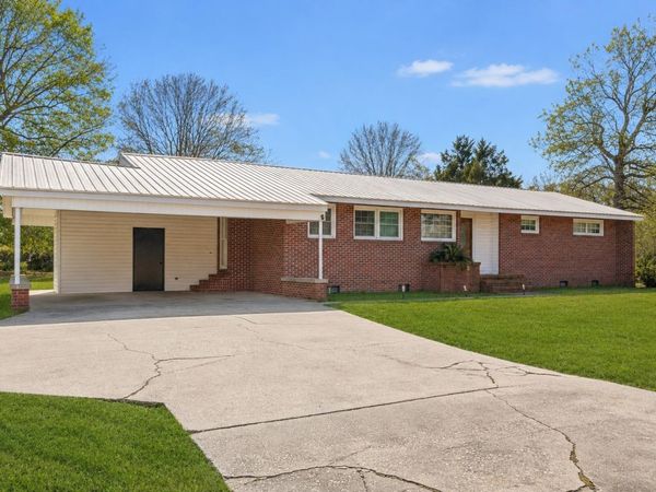 3813 West Marion St. , Mullins, SC 29574