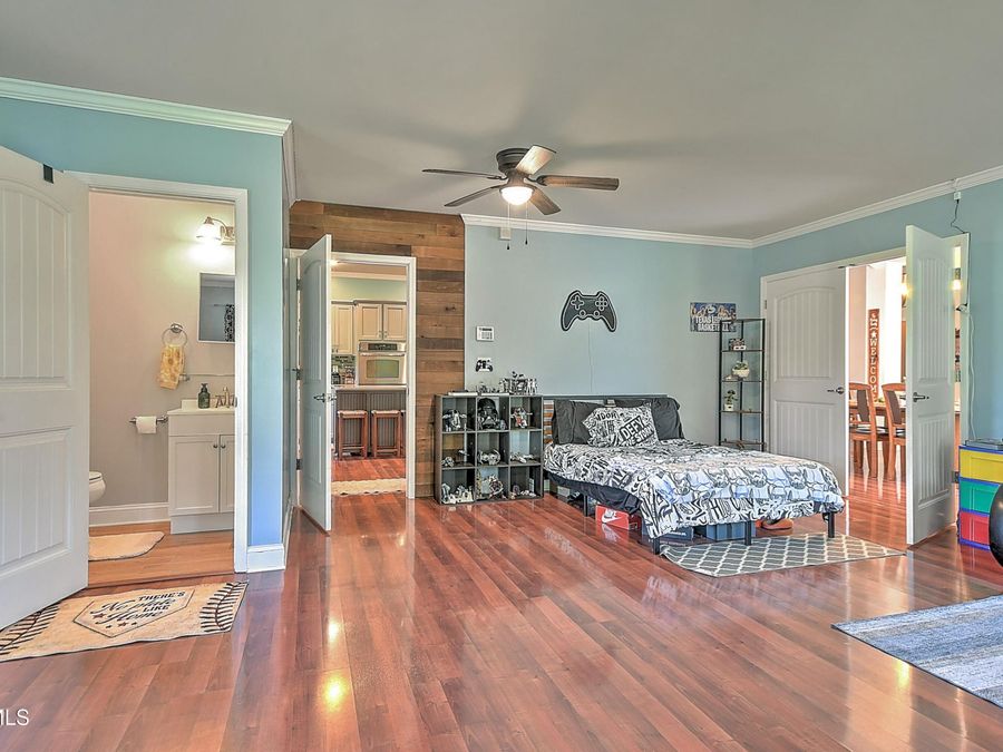 Property Image 29