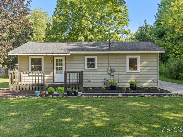 13531 Van Buren Street, Holland, MI 49424