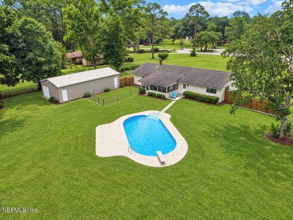1184 SURREY Glen, Middleburg, FL 32068