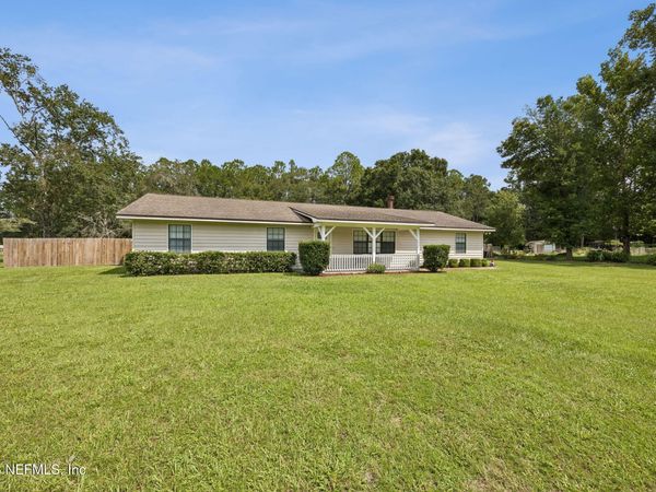 1184 SURREY Glen, Middleburg, FL 32068