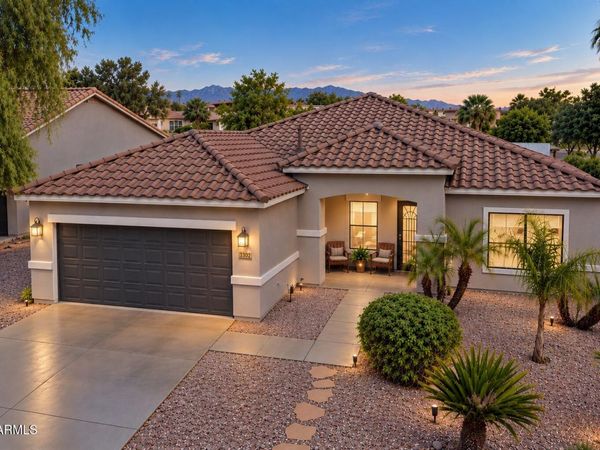 3113 S SIERRA Heights, Mesa, AZ 85212