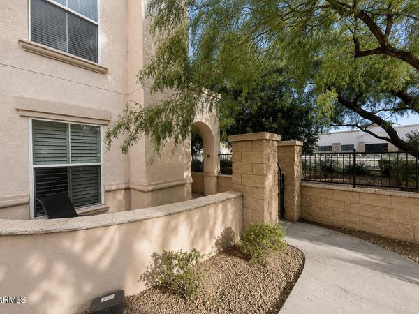 14575 W MOUNTAIN VIEW Boulevard, Unit 612, Surprise, AZ 85374