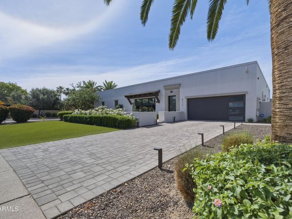 8113 E DEL CADENA Drive, Scottsdale, AZ 85258