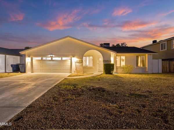 2353 E HAMPTON Avenue, Mesa, AZ 85204