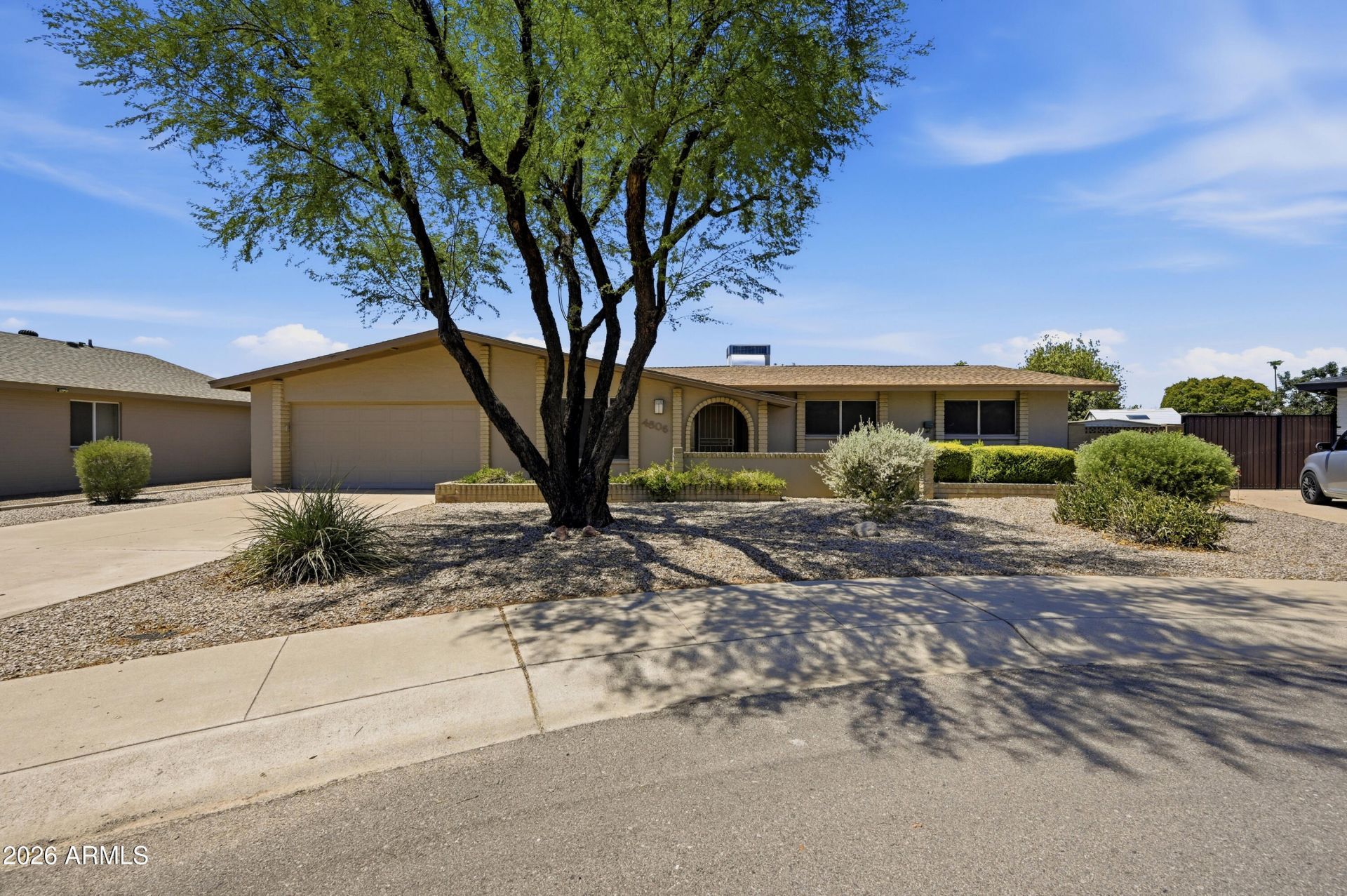 4806 S Kachina Drive, Tempe, AZ 85282 Main Photo
