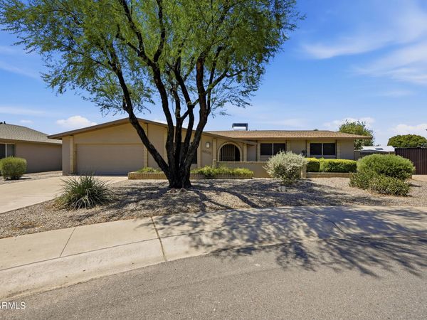 4806 S Kachina Drive, Tempe, AZ 85282