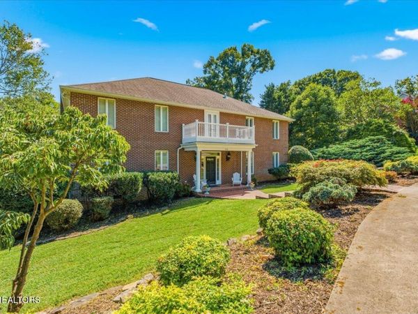 2131 Breckenridge St, Athens, TN 37303