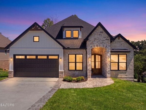 201 Nuhya Trce , Loudon, TN 37774