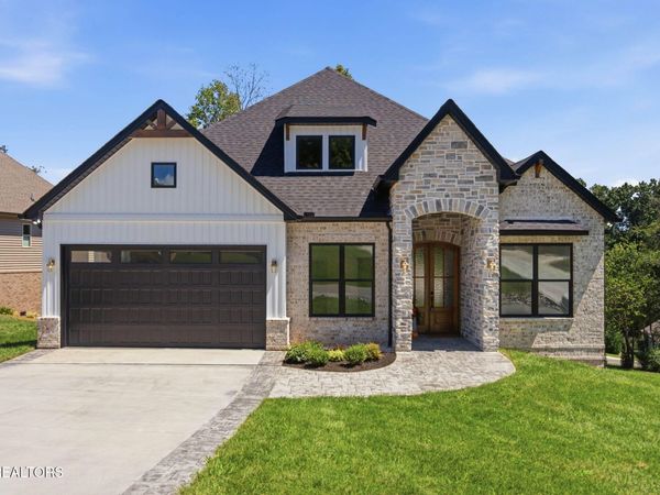 201 Nuhya Trce, Loudon, TN 37774