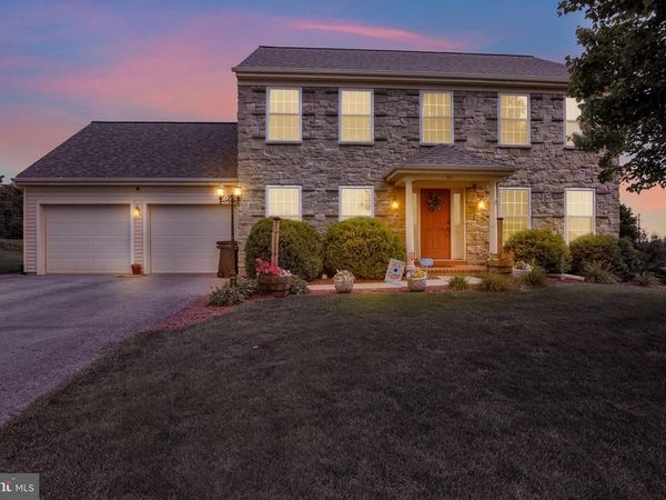 42 TOWER DRIVE, ELIZABETHTOWN, PA 17022