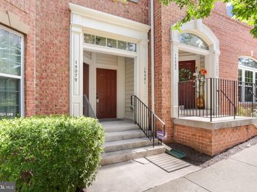 15081 LEICESTERSHIRE STREET, WOODBRIDGE, VA 22191