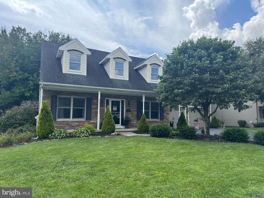 717 Ash Drive, Hanover, PA 17331 Main Photo