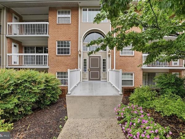 1923 WILSON LANE, Unit 201, MCLEAN, VA 22102