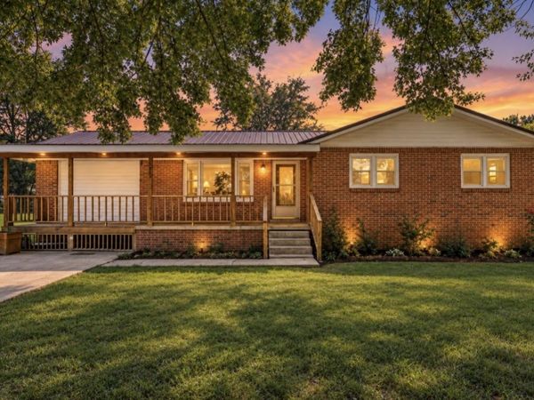 112 Smith St, Huntland, TN 37345