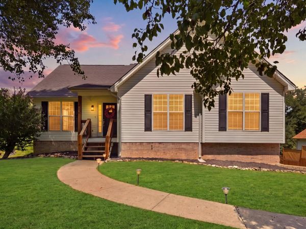 6179 Pringle Dr , Ooltewah, TN 37363