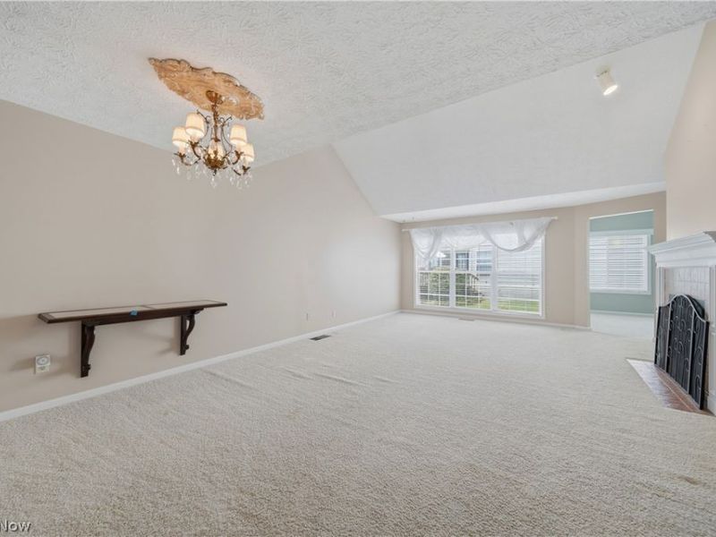 4435 Dalbury Avenue NE, Canton, OH 44714 Photo 3