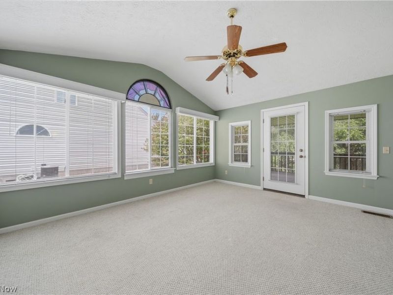 4435 Dalbury Avenue NE, Canton, OH 44714 Photo 7