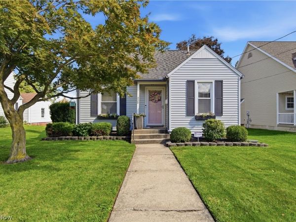 335 Harmon Street SW, North Canton, OH 44720