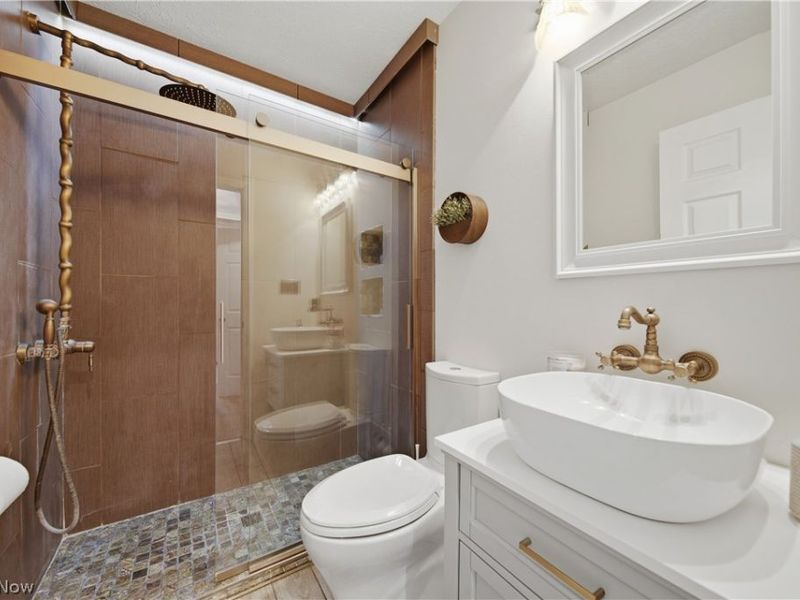 984 Elizabeth Court, Cuyahoga Falls, OH 44221 Photo 19