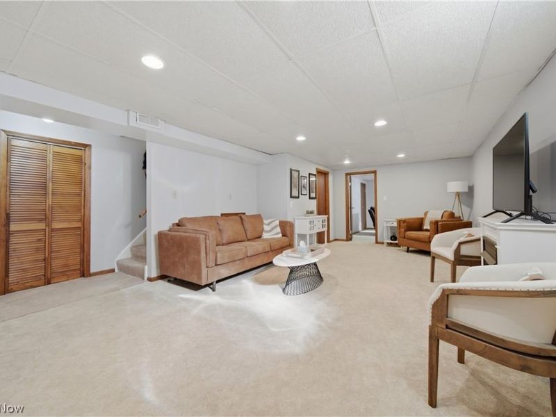 984 Elizabeth Court, Cuyahoga Falls, OH 44221 Photo 20