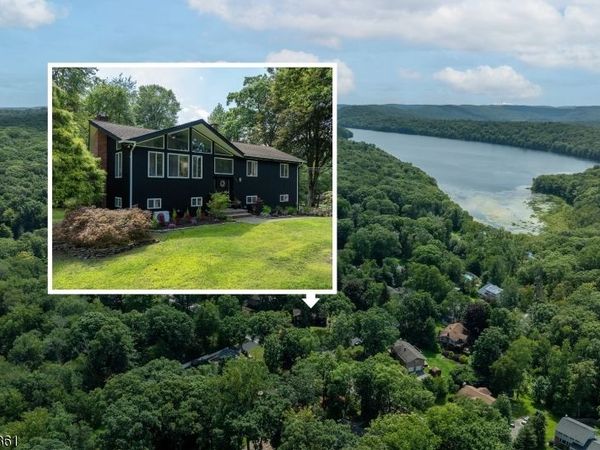 103 Gould Rd, West Milford, NJ 07435