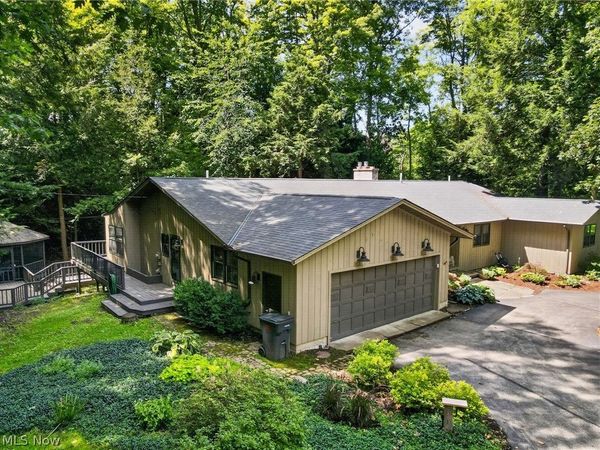4321 N Forest Ridge Drive , Ashtabula, OH 44004
