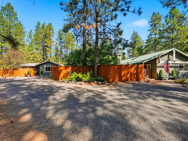 14911 Conestoga, Sisters, OR 97759
