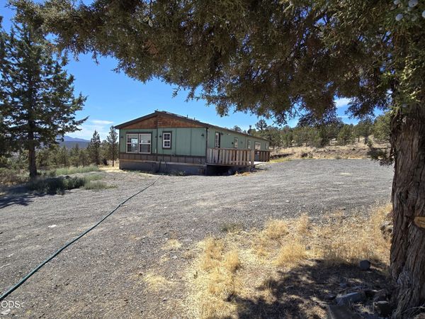6244 NW Hemlock Place, Prineville, OR 97754