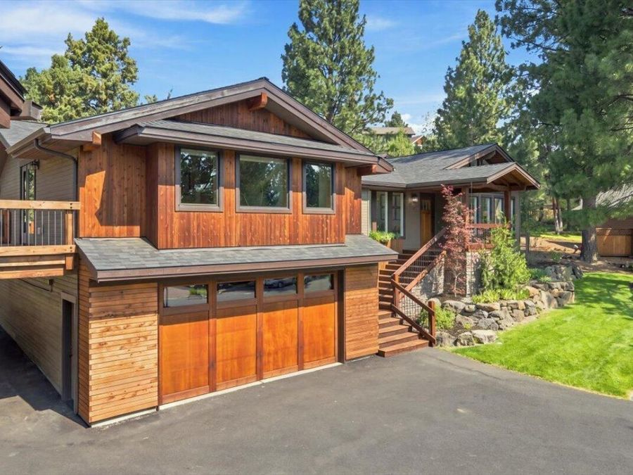 Property Image 100