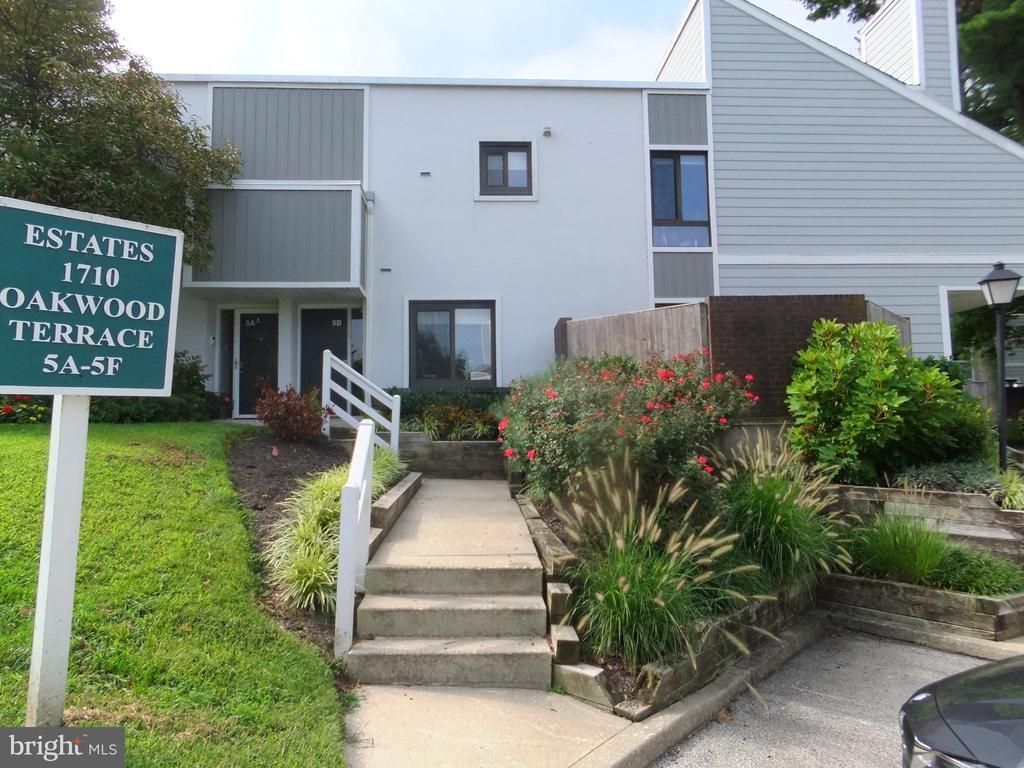 1710 OAKWOOD TERRACE, PENN VALLEY, PA 19072