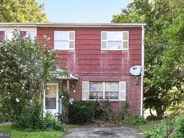 1368 FOX RUN , READING, PA 19606